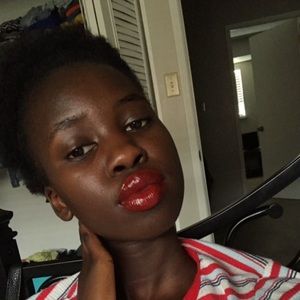 Meet your Posher, Ayak